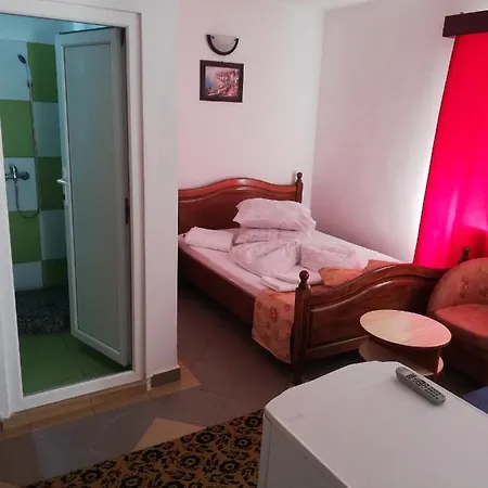 Casa Flory & Crystiana Gasthof 2*