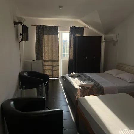 Casa Flory & Crystiana 2* Costinești