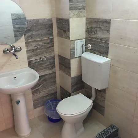 Casa Flory & Crystiana 2*