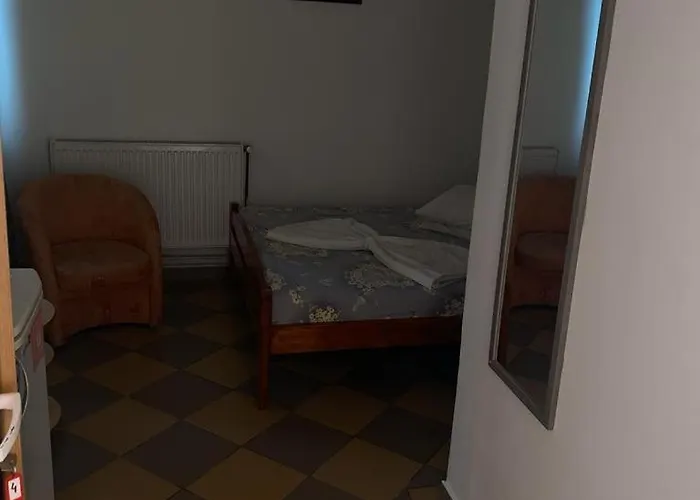 Casa Flory & Crystiana 2*