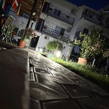 Casa Flory & Crystiana Costinesti