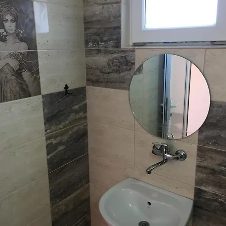 Guest house Casa Flory & Crystiana Costinesti